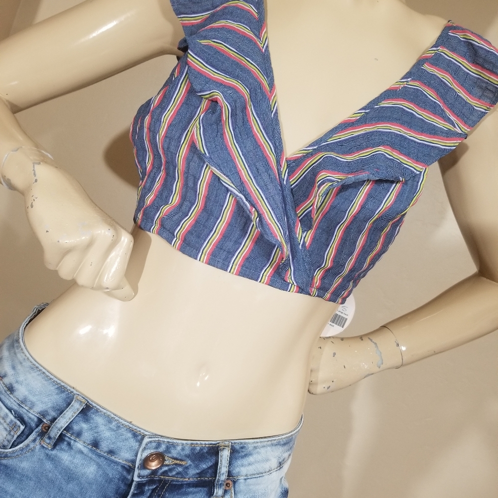 WILD HONEY STRIPED RUFFLE CROP TOP. - Picture 4 of 8